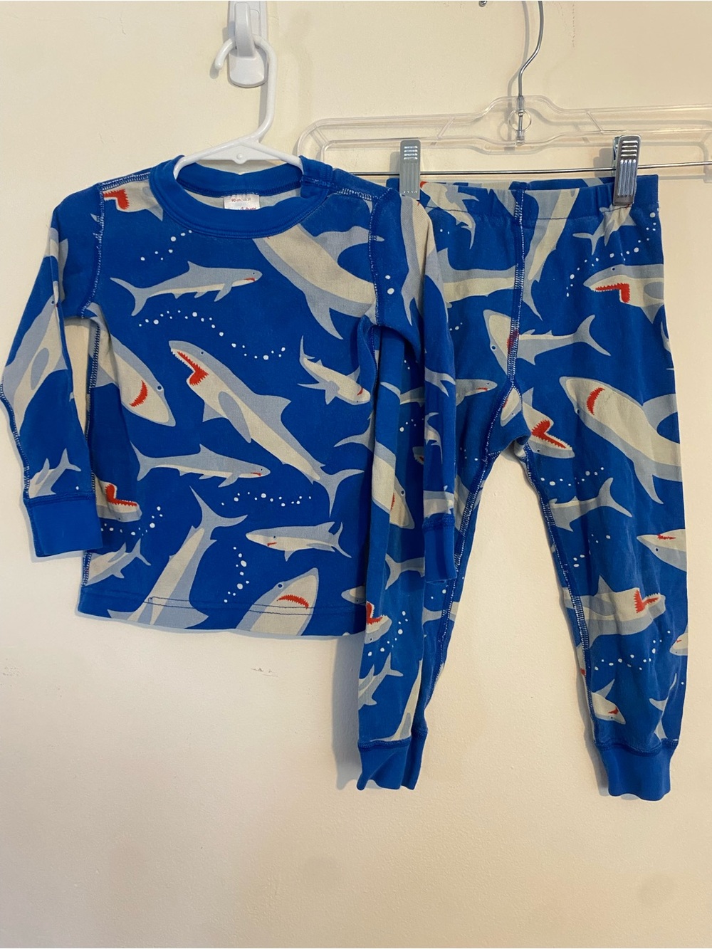 Hanna Andersson Blue Shark Print Kids Pajama Set Size 90 / 3T, shirt pants READ
